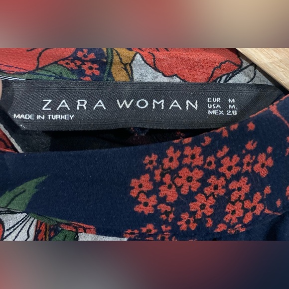 Zara Floral Dress Size M - Picture 2 of 4